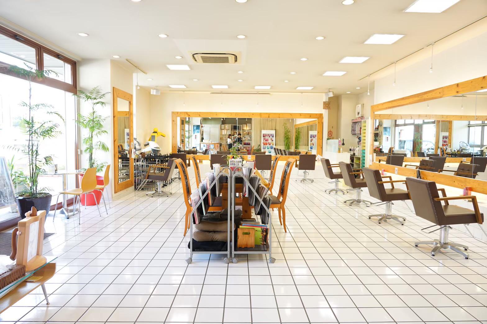 ヘア＆メイクSAWA 上田本店